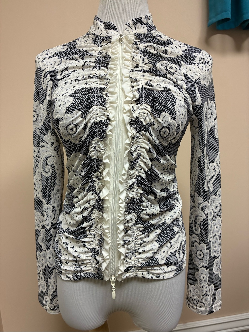 Joseph Ribkoff Size 8 Black and White Ruffle-Front Floral Jacket